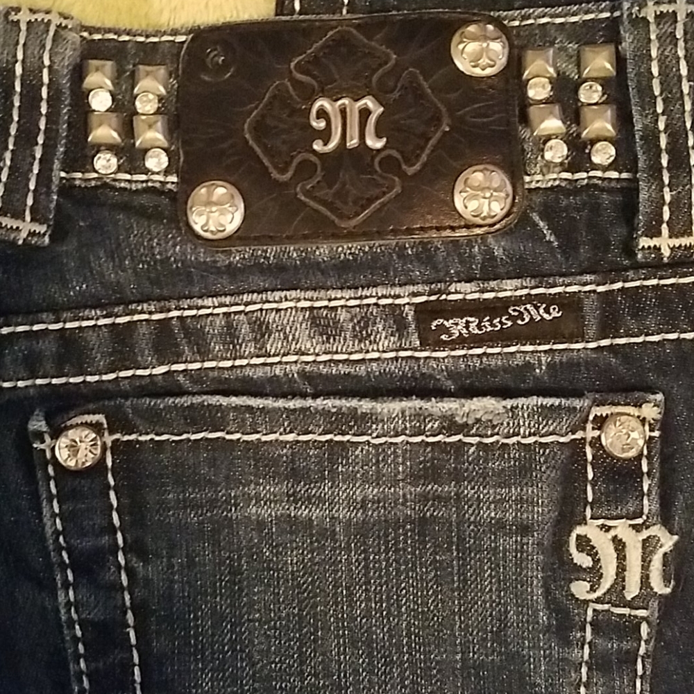 Miss Me Jeans - Picture 2 of 6